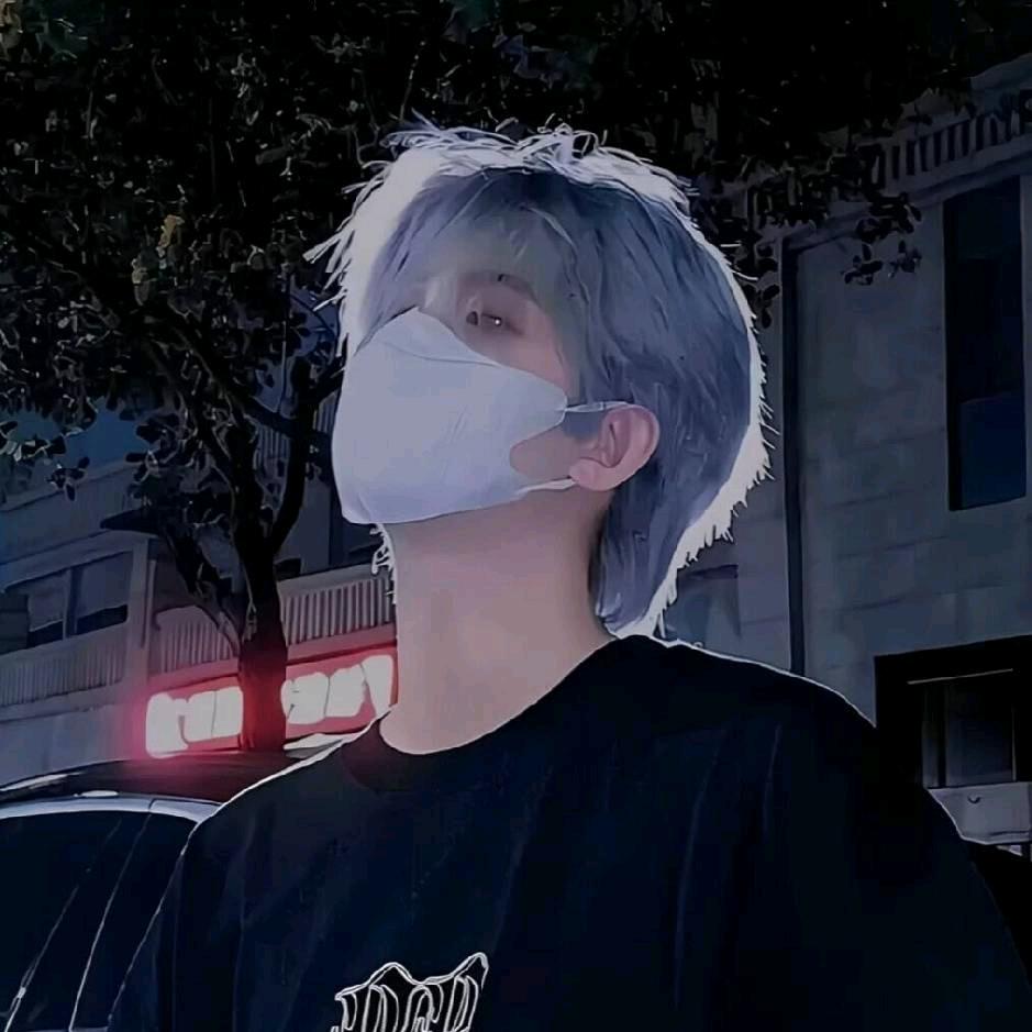 white新