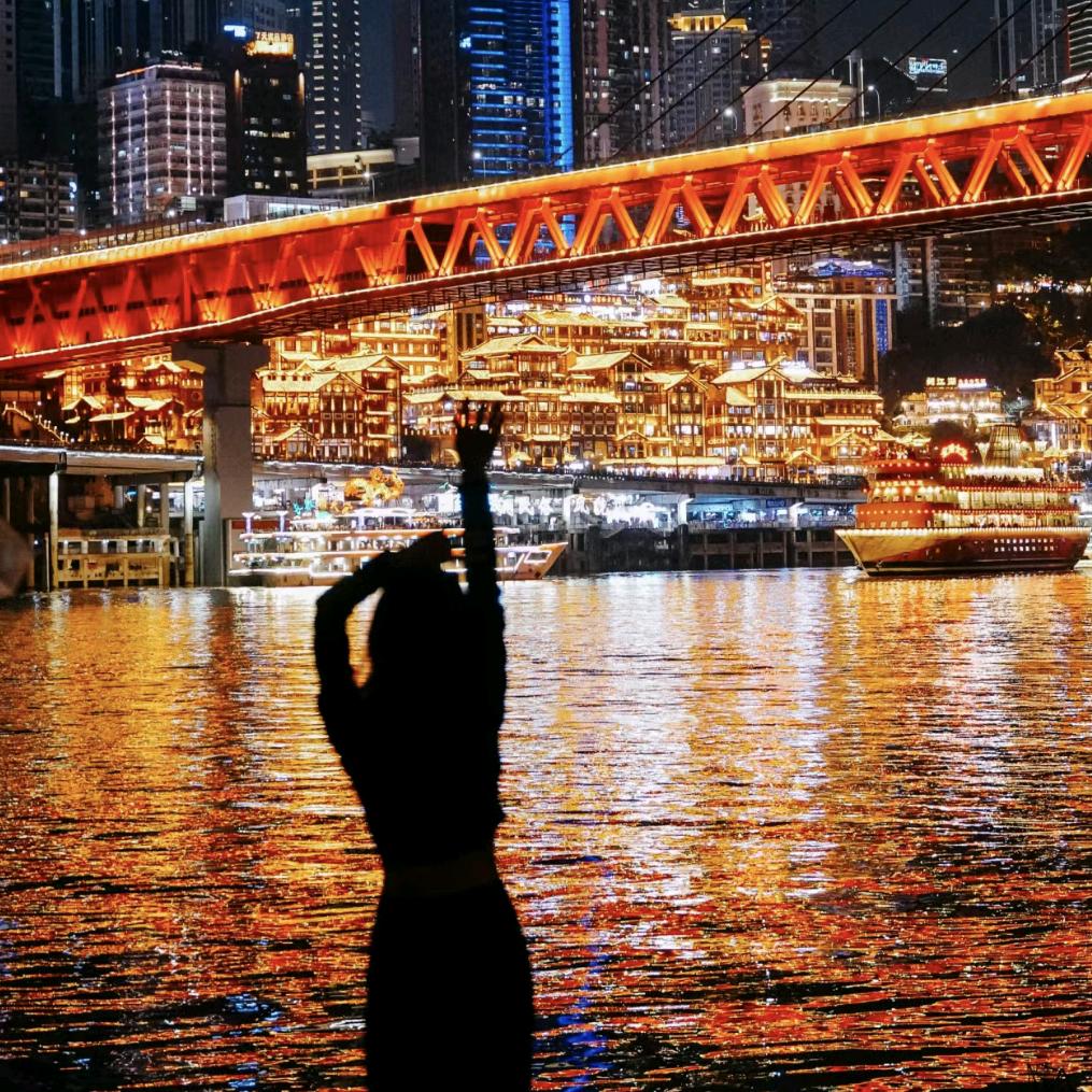 重庆导游姗姗