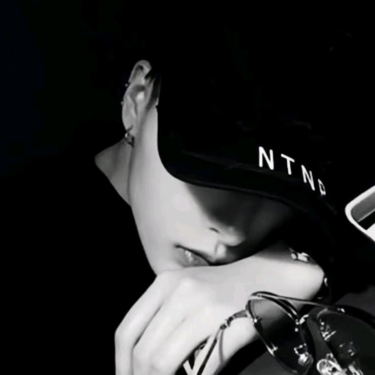 阿伟吖（和平精英）