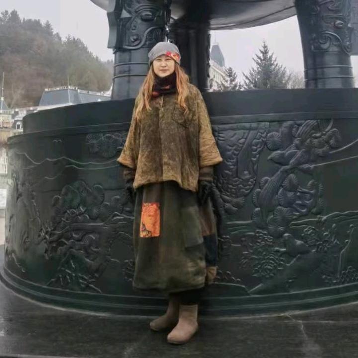 落叶飞飞
