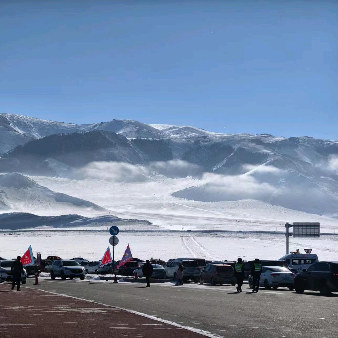 霍尔果斯南部园区森泉垂钓