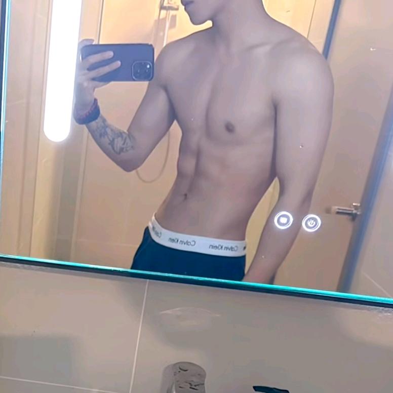 初心爱你😘看看我作品。