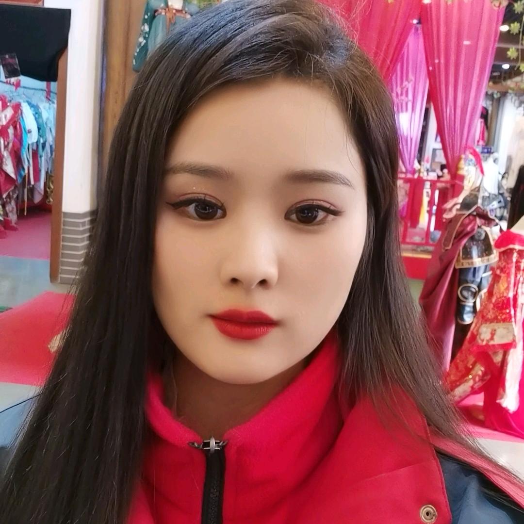 彩绘，纹绣，俊丽