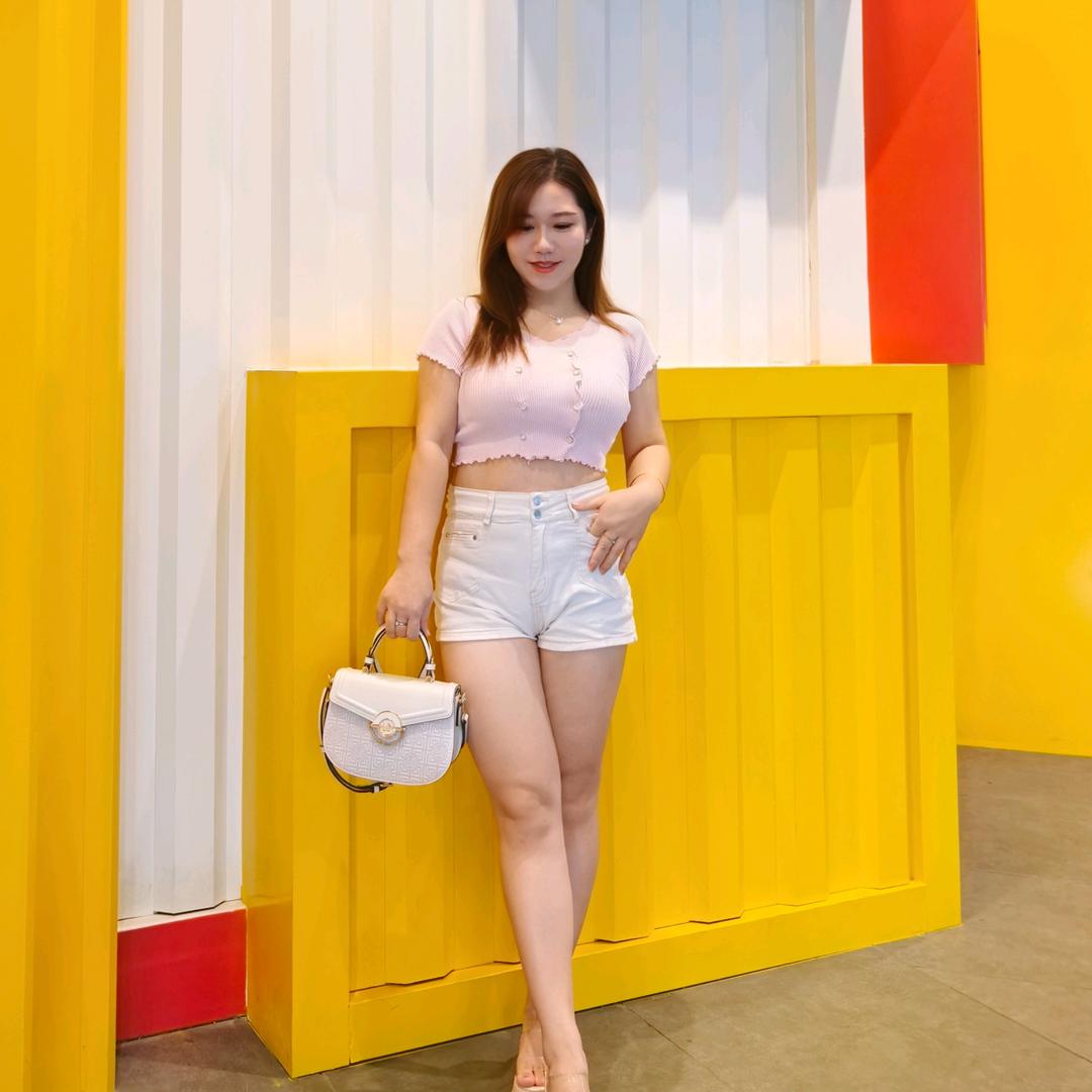 莓莓 🧸