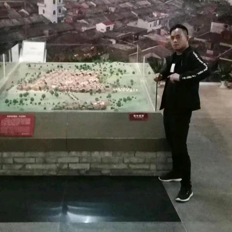 谋生亦谋爱