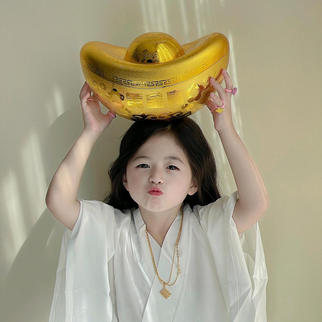 杨杨得亿💰