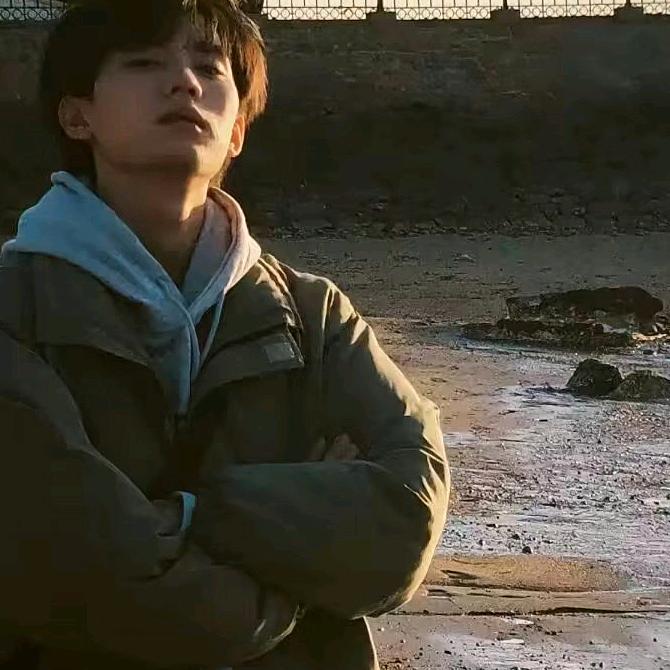 周.