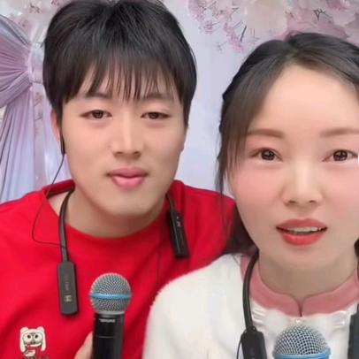 黄琴💞小二