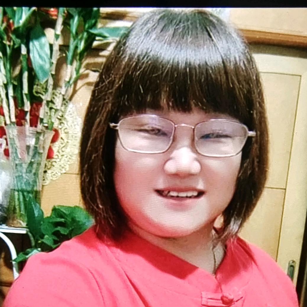 彩云姐《小号晚上8点18分首播