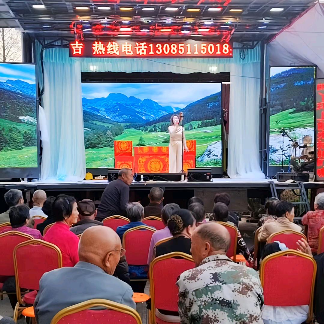 红歌传媒流动舞台车