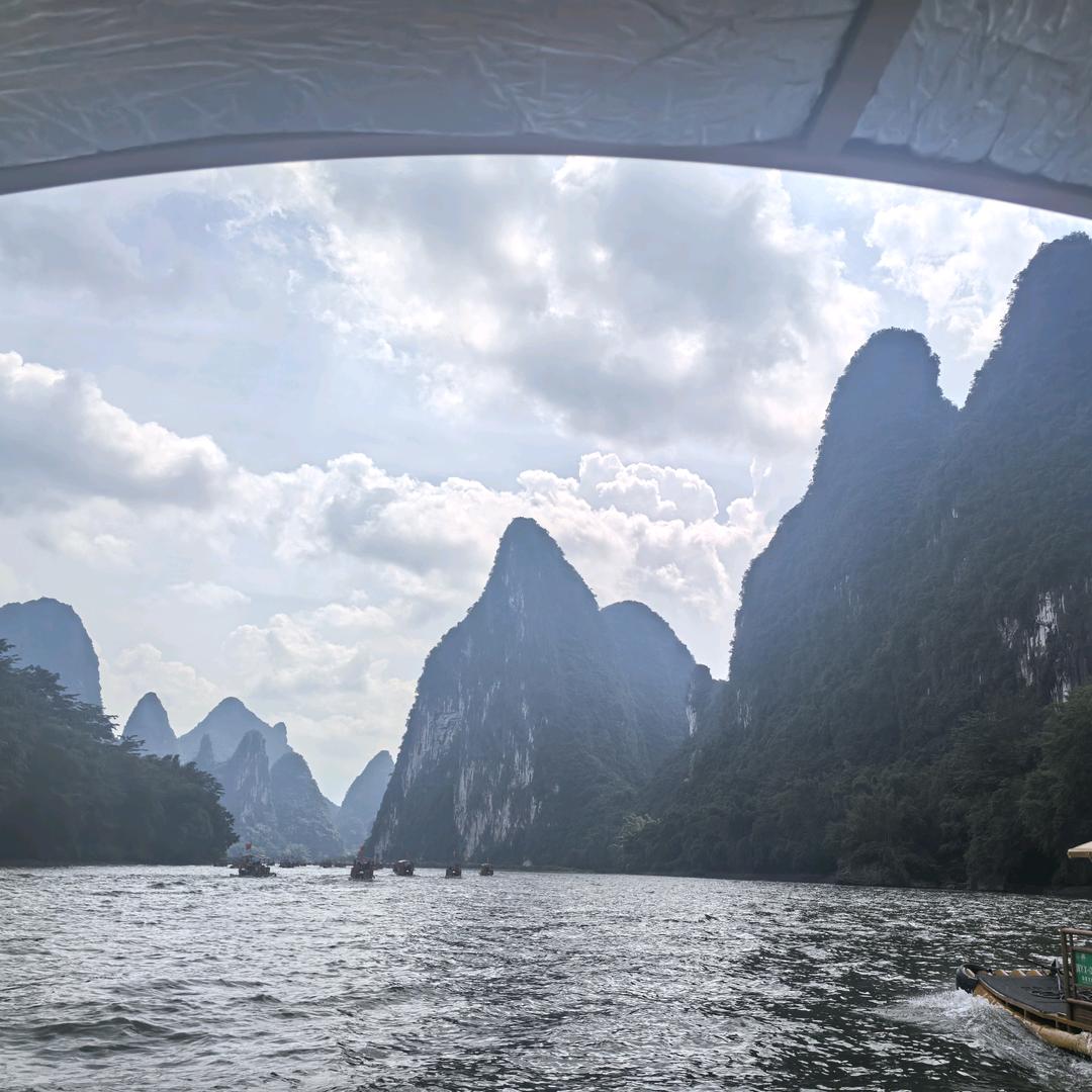 龙行天下