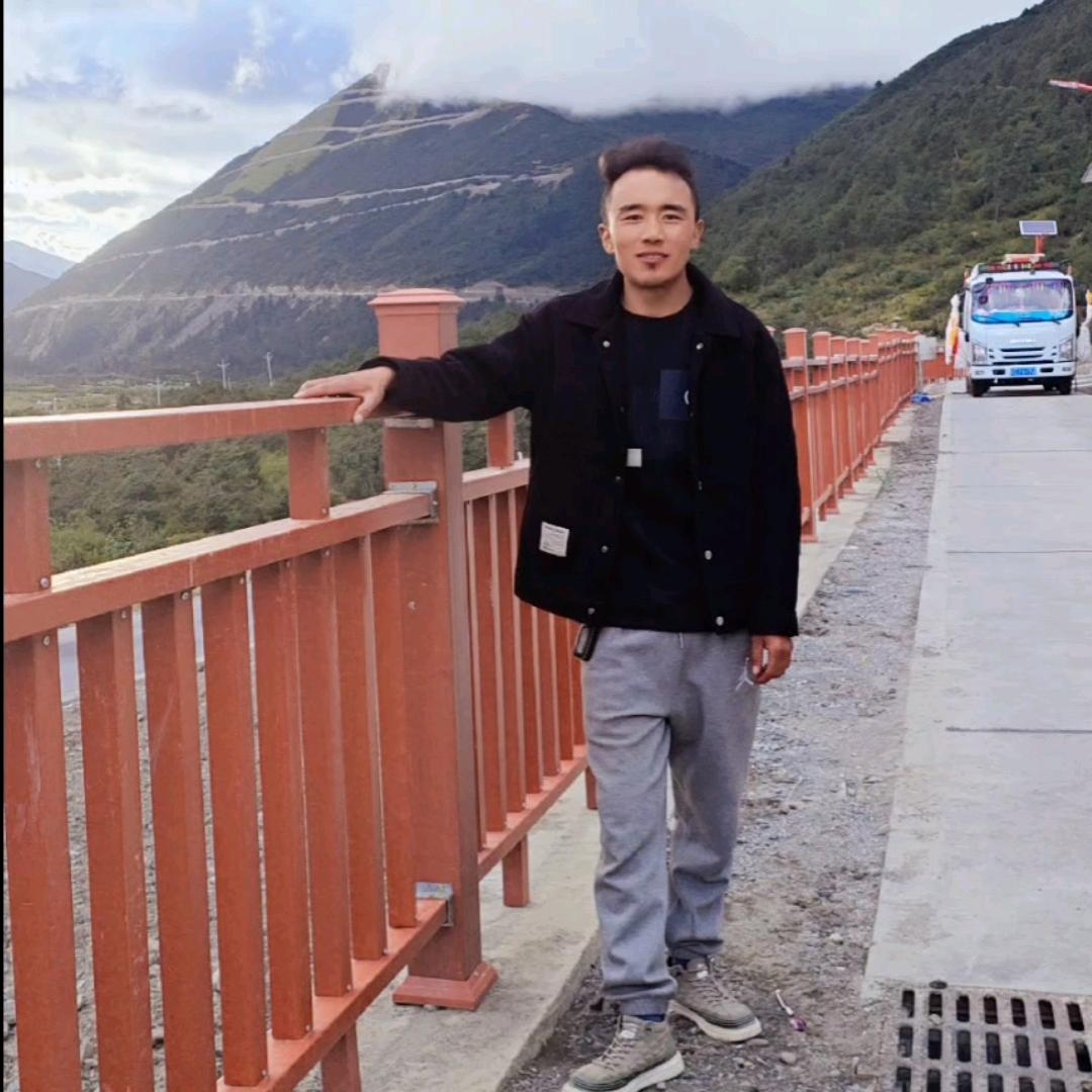 开心男孩