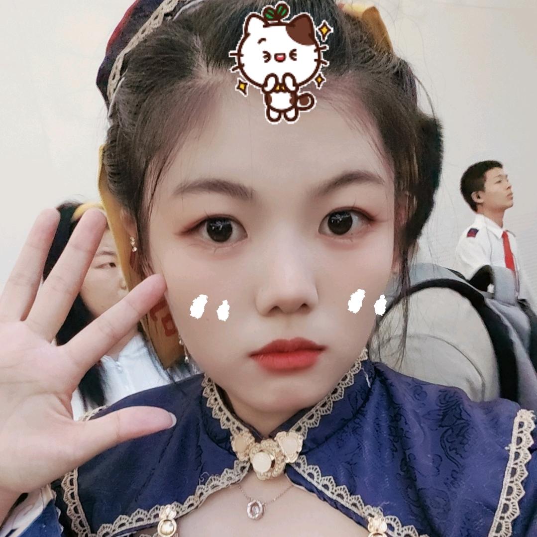 暴躁的周周