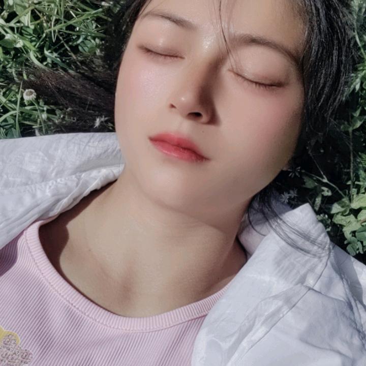 月听愁♥