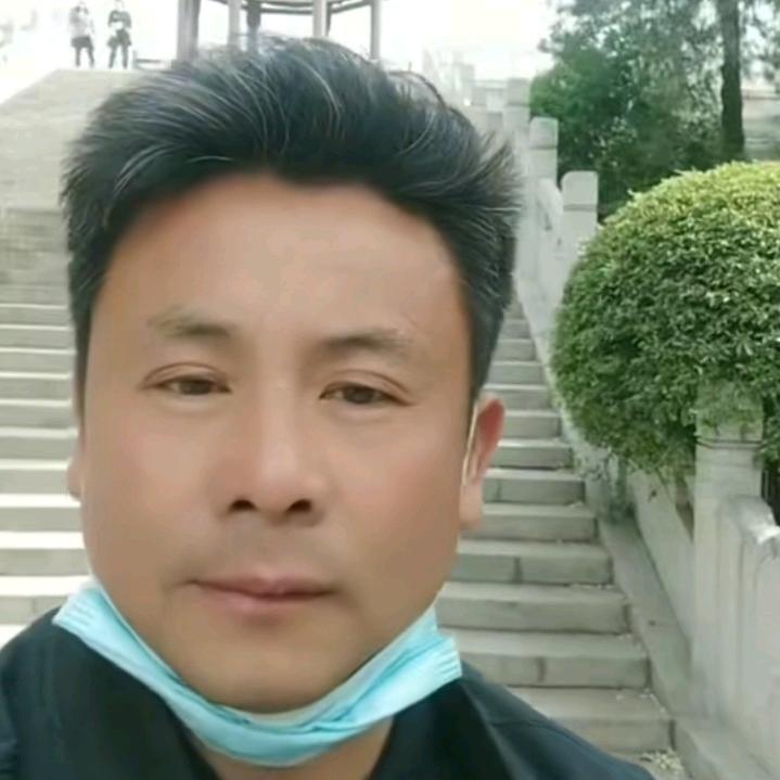 彭