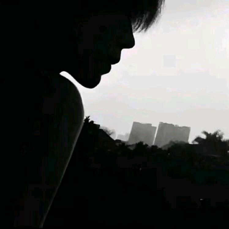 Mzi.L