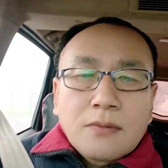 江歌爱音乐