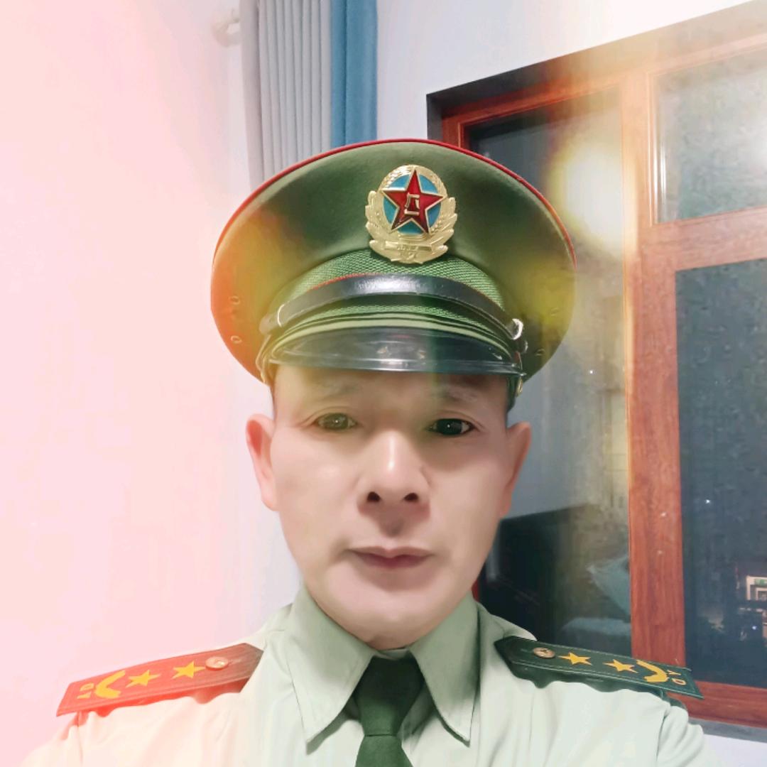 卢华掌