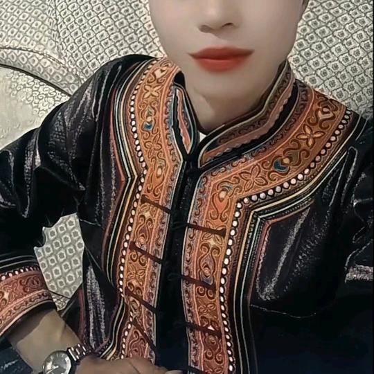 卢文