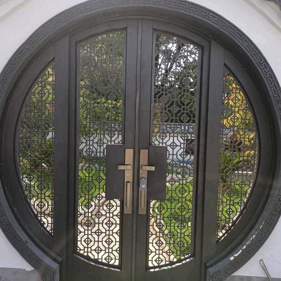 禹州西建材卖门王姐