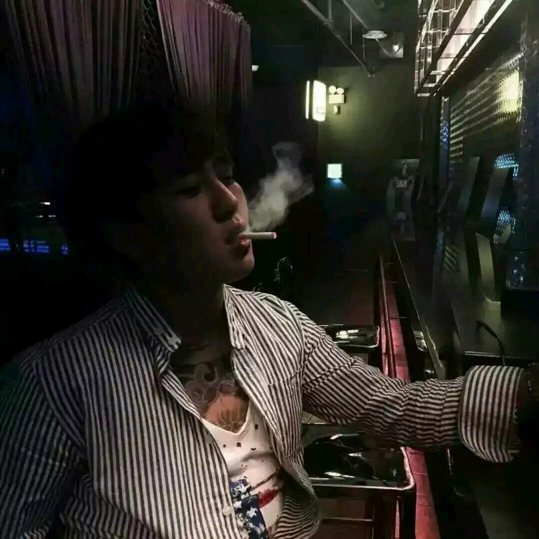 观来者知悲欢
