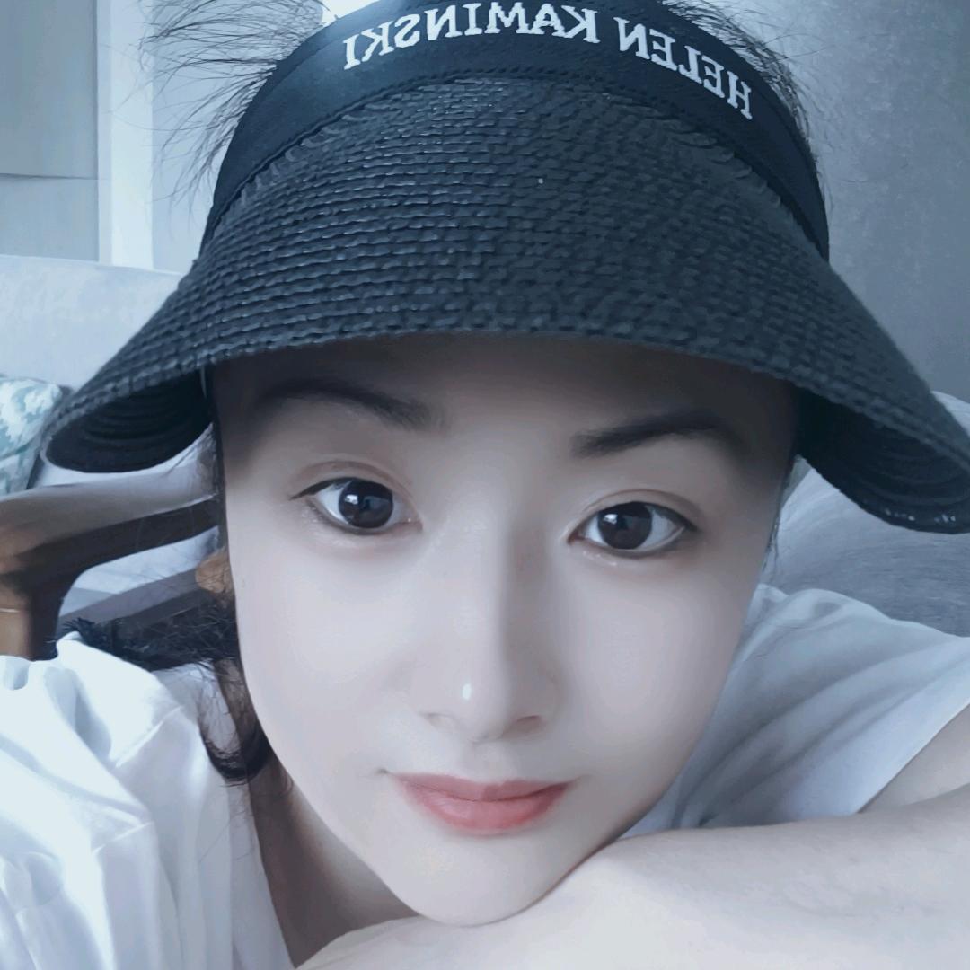爱笑的影子