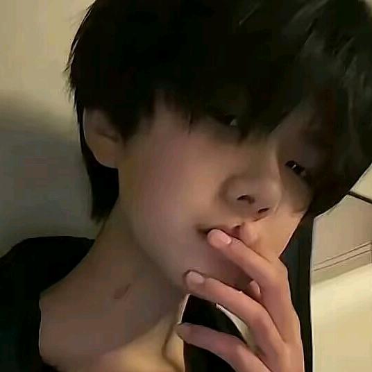 单纯⚜️