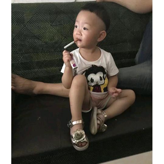 群群