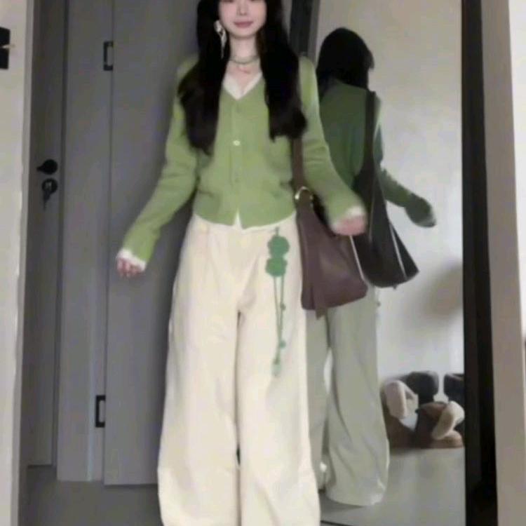 轻奢风格男女装