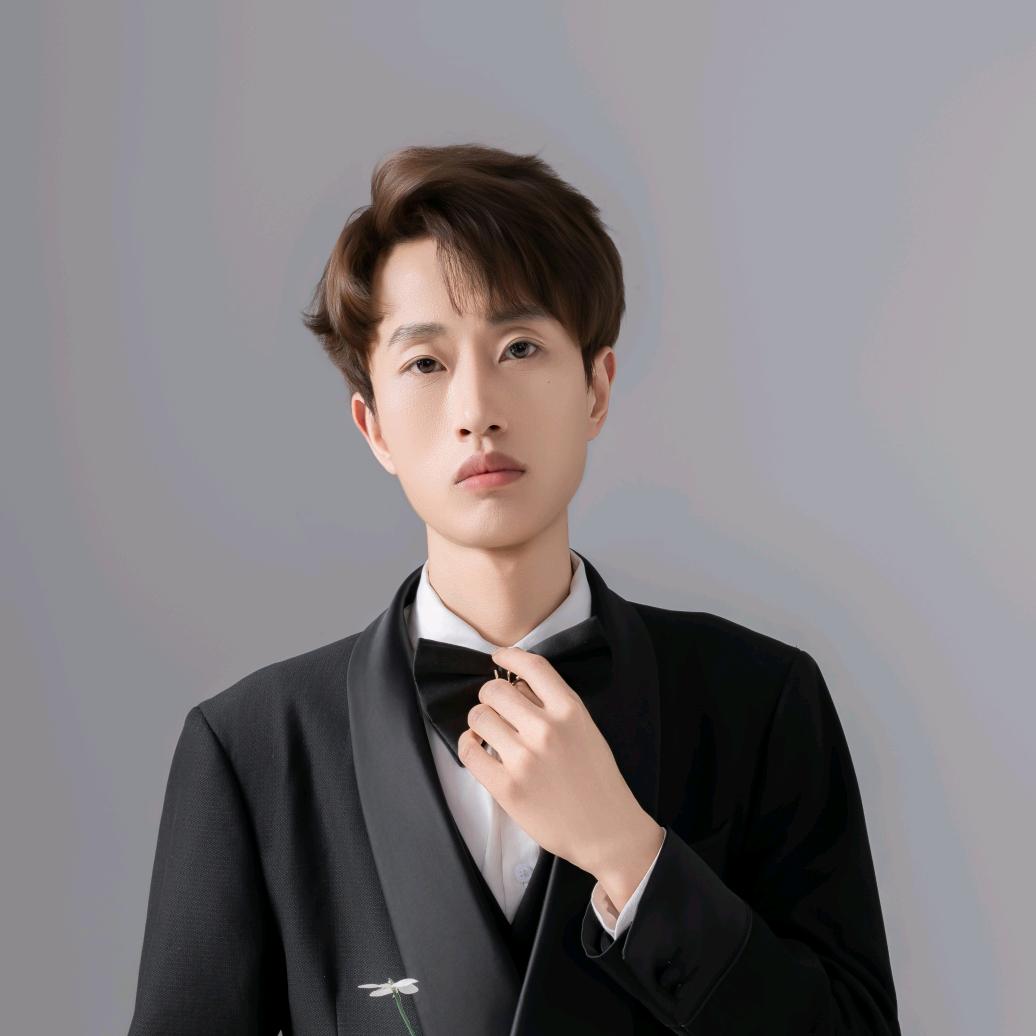 妍美造型店长烁烁