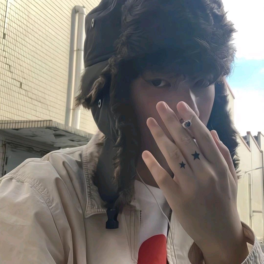 爱..