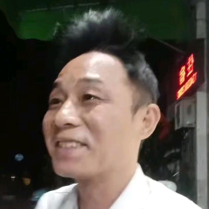 爱吃肉夹馍的公爵，骑士。