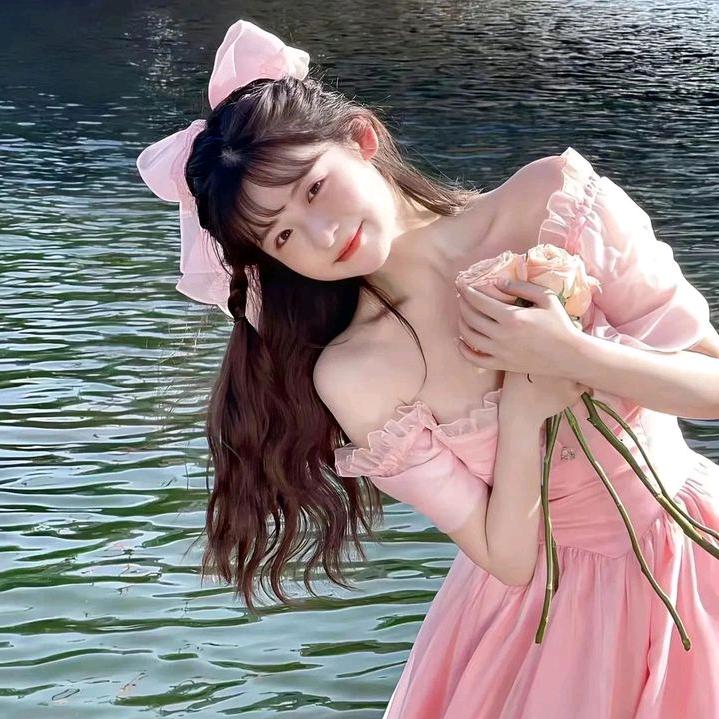 萱萱超爱吃