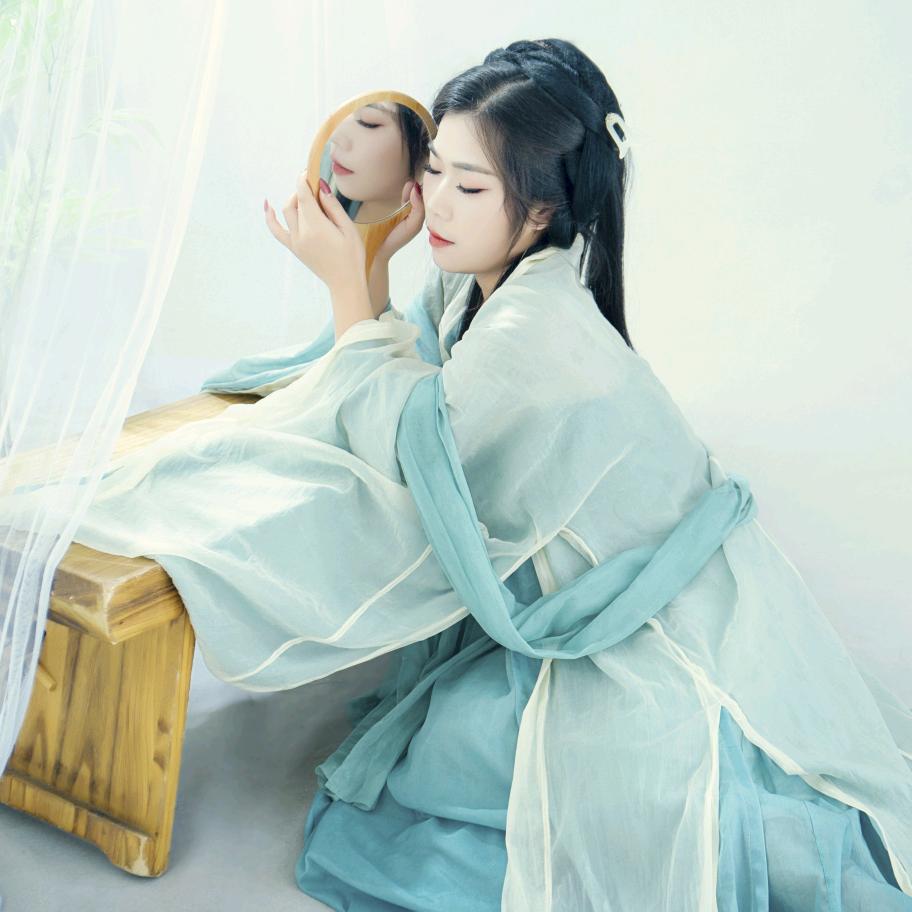 🌺就想粟💃一点(ಡωಡ)