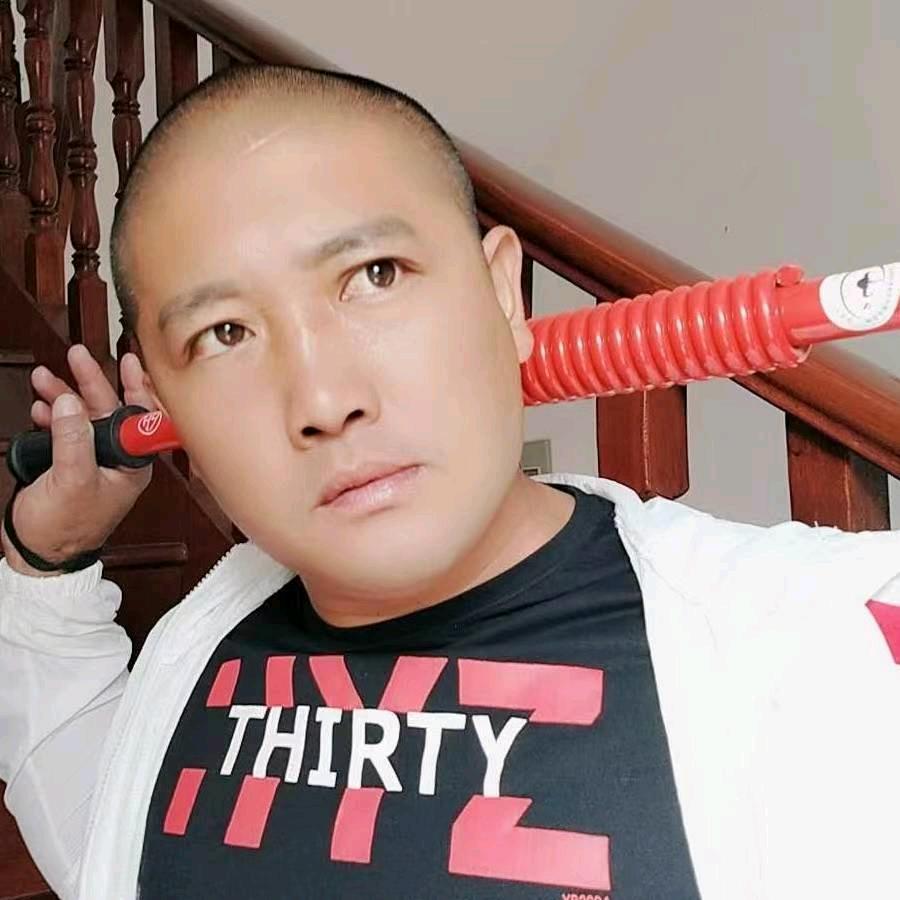 观城OT酒吧订台请找我周龙