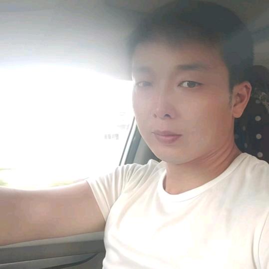 @白嫖渣男@