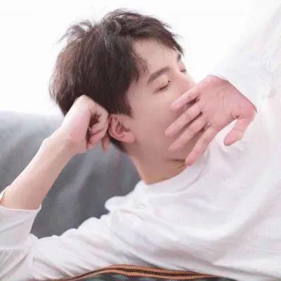 吴@忘