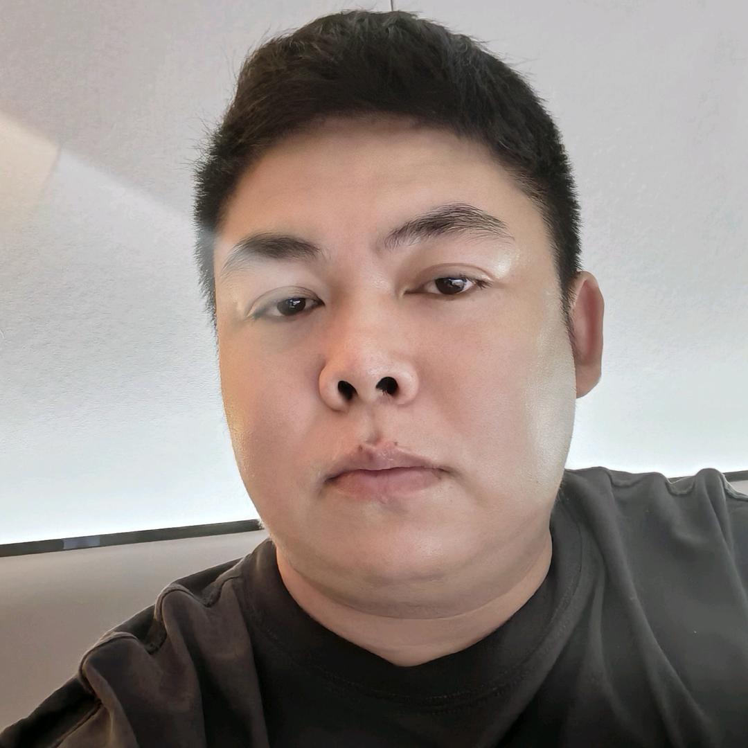 宏睿