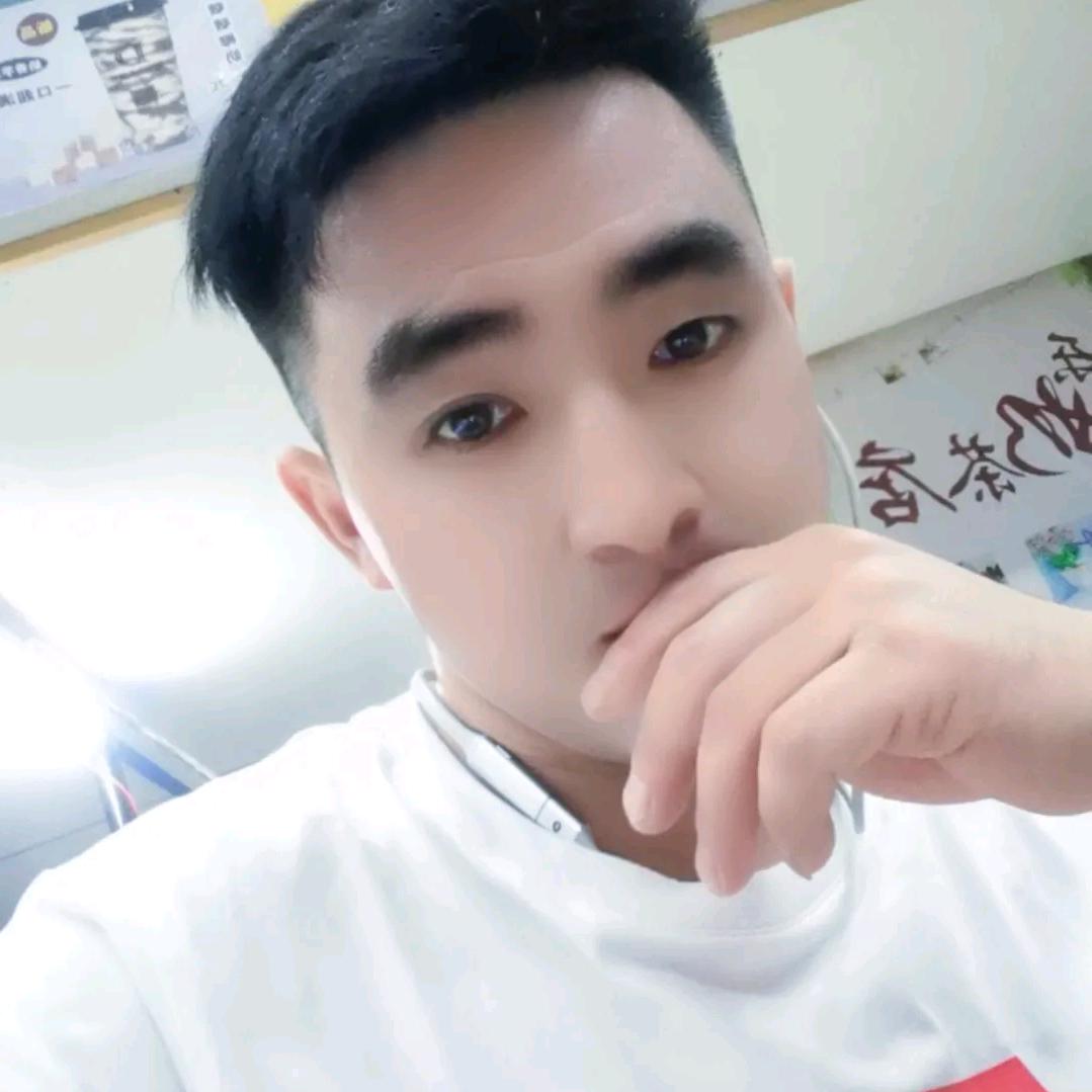 🍀浓烟🚬⃟伴烈酒🍃