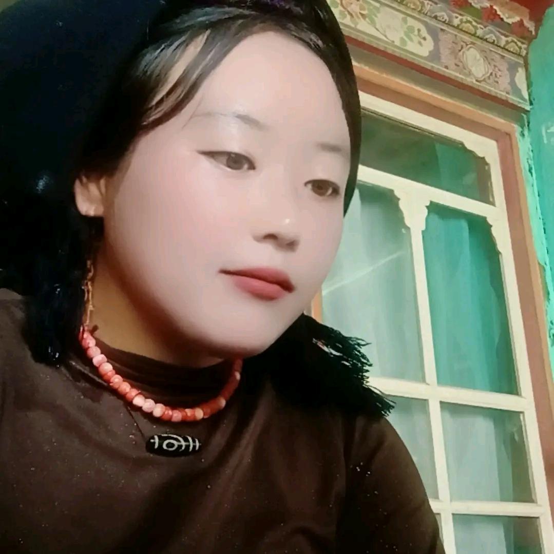 藏族女孩