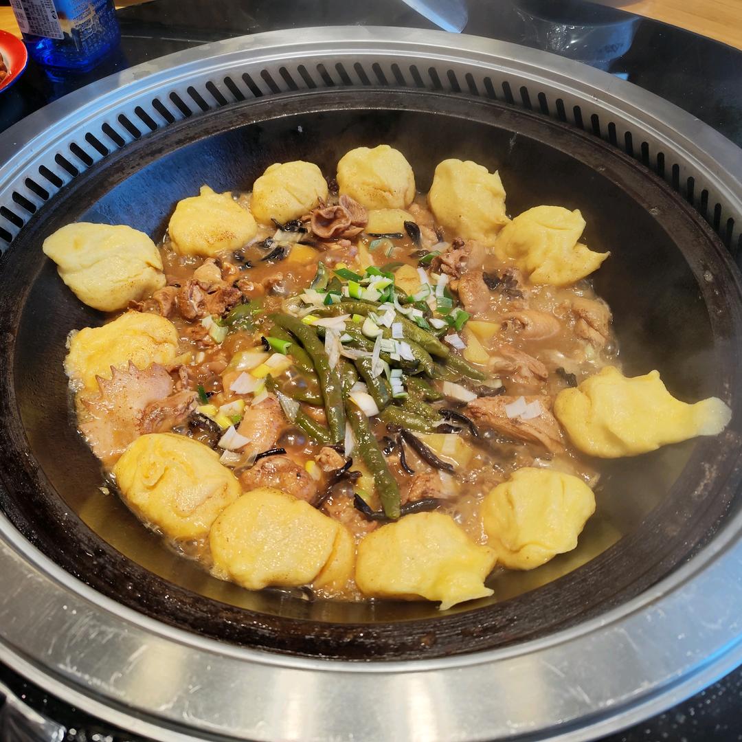 抚松县东岗镇香村小兄弟柴火烤肉店