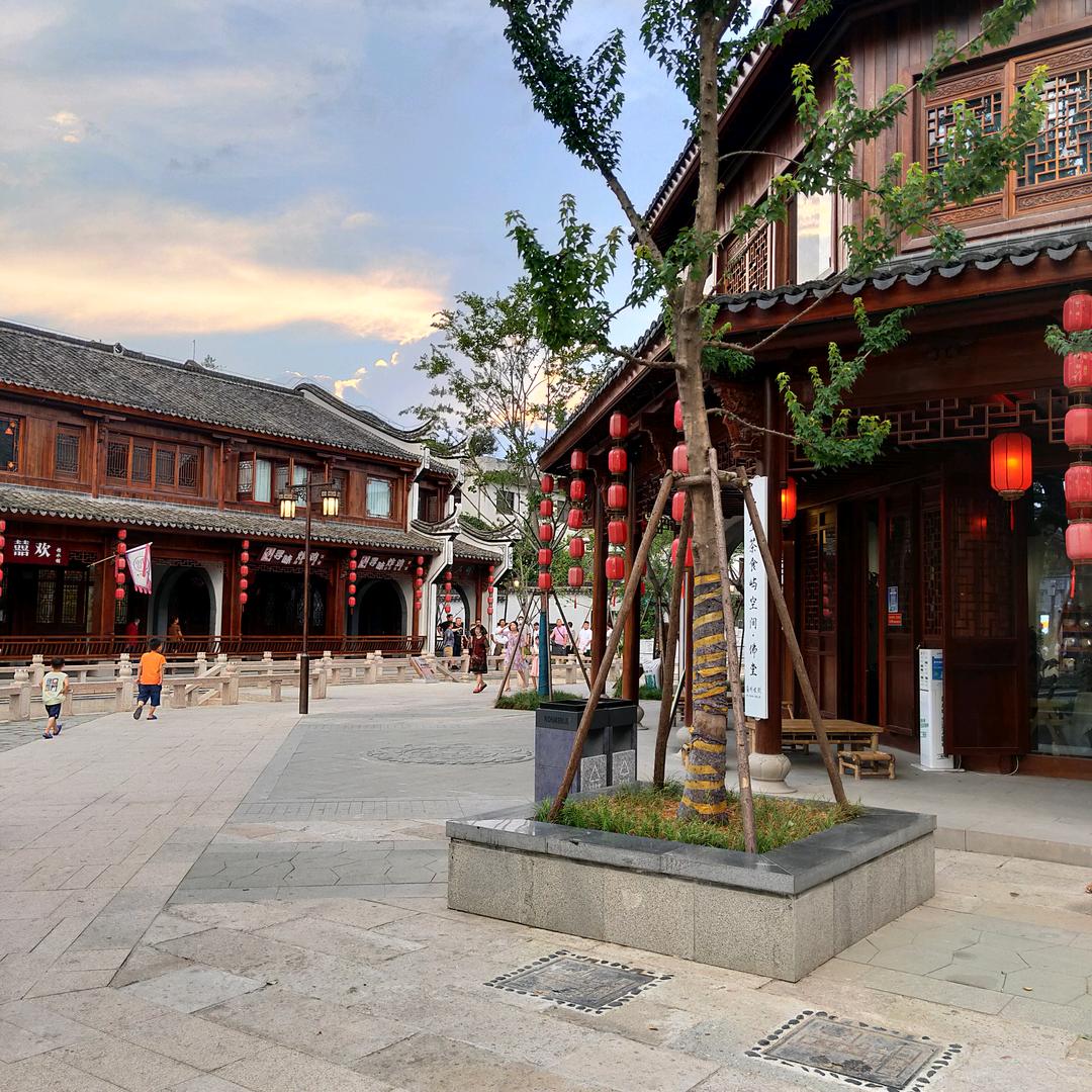 山村哥