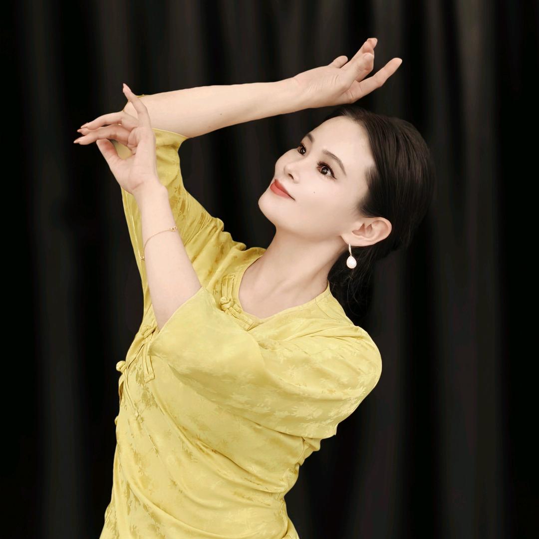 婷子.舞韵瑜伽形体美学