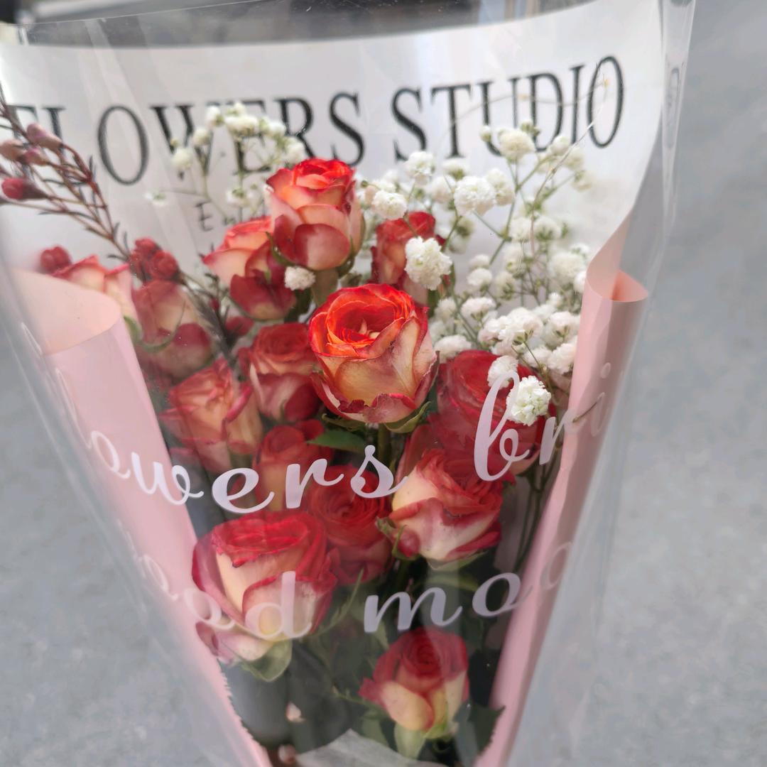 哼着自己的小调调⁽⁽ଘ(ˊᵕˋ)ଓ⁾⁾