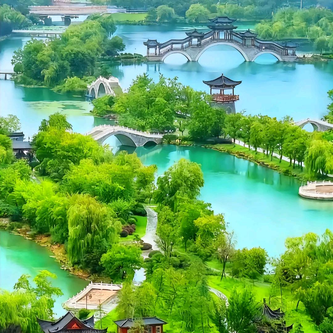 初 豫 而 見