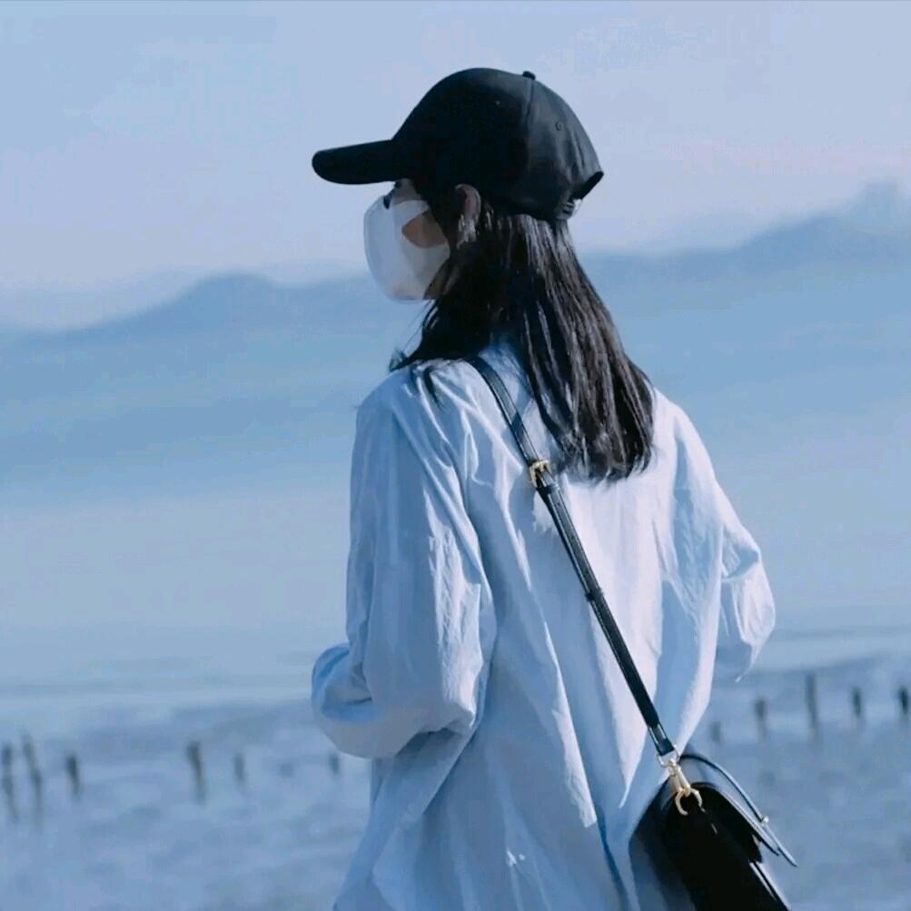 泡泡ᵕ̈ ◡̈