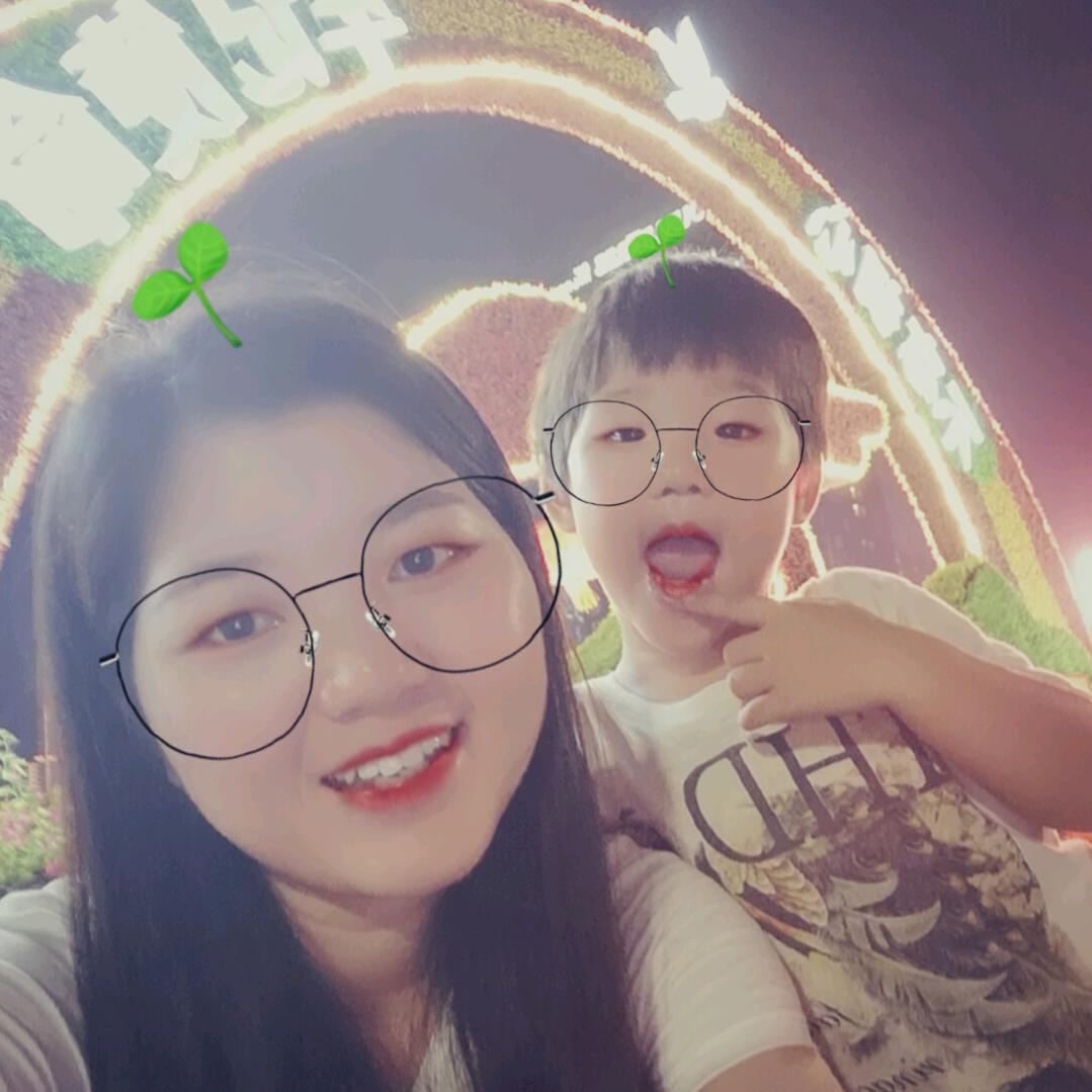 小琴再吃亿口