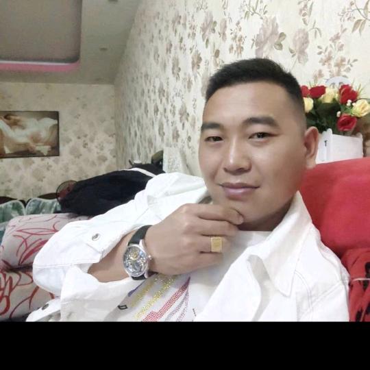 生意兴隆，财源滚滚，财从四面八方来。