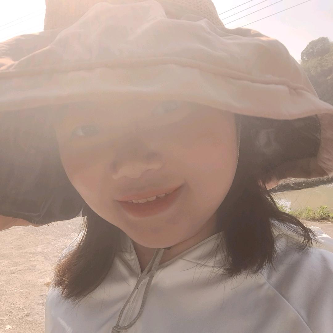 岸玲萱