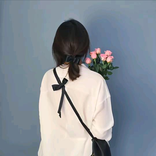 @浅꧔ꦿ🍒忆💞